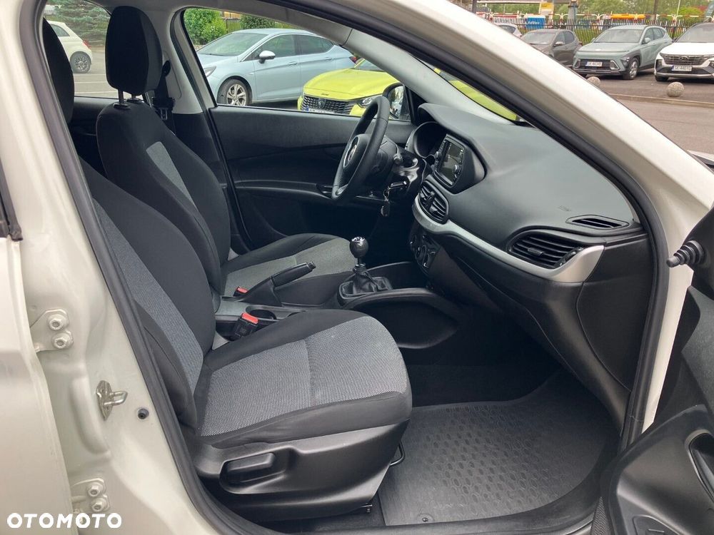 Fiat Tipo 1.4 16V Lounge - 21