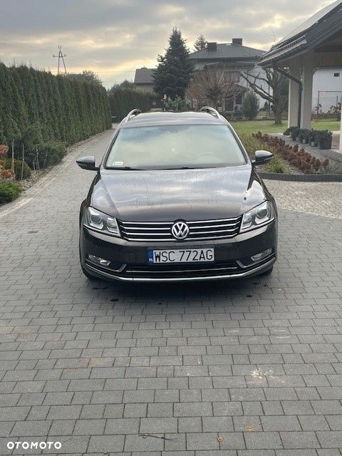 Volkswagen Passat 2.0 TDI Highline DSG - 2