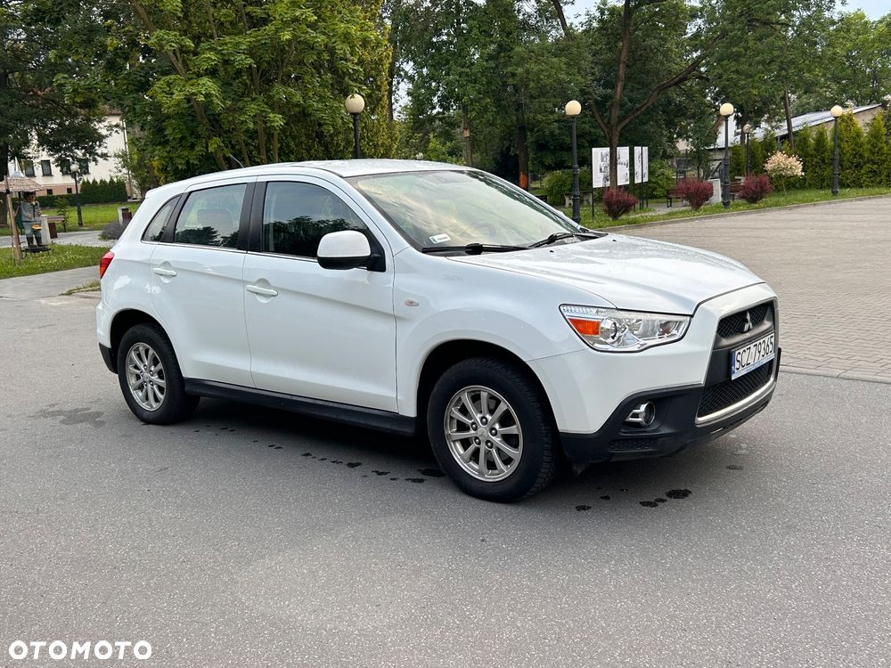 Mitsubishi ASX - 16