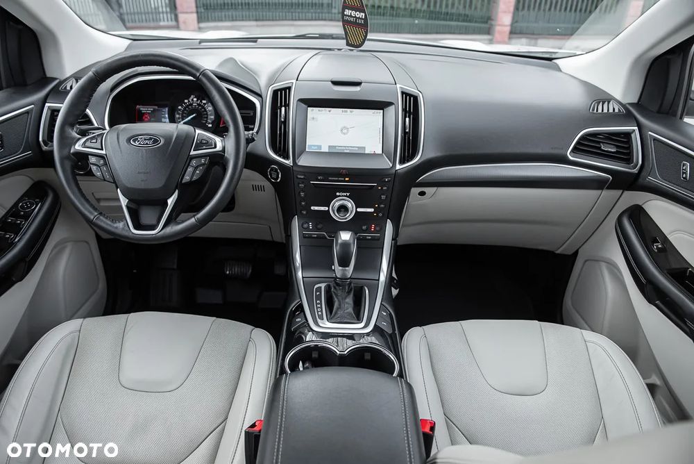 Ford Edge - 6