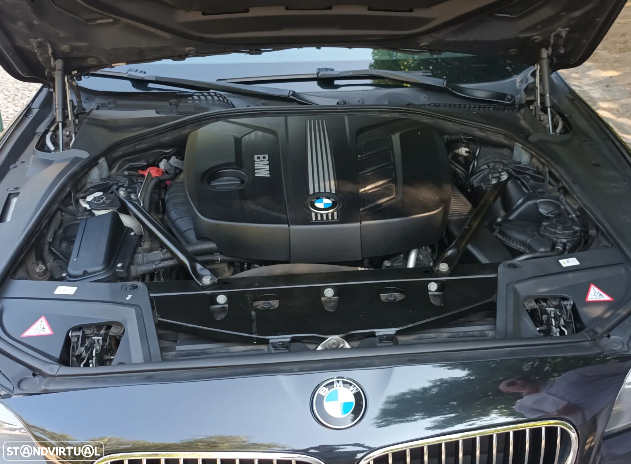 BMW 520 d Exclusive Auto 123g - 14