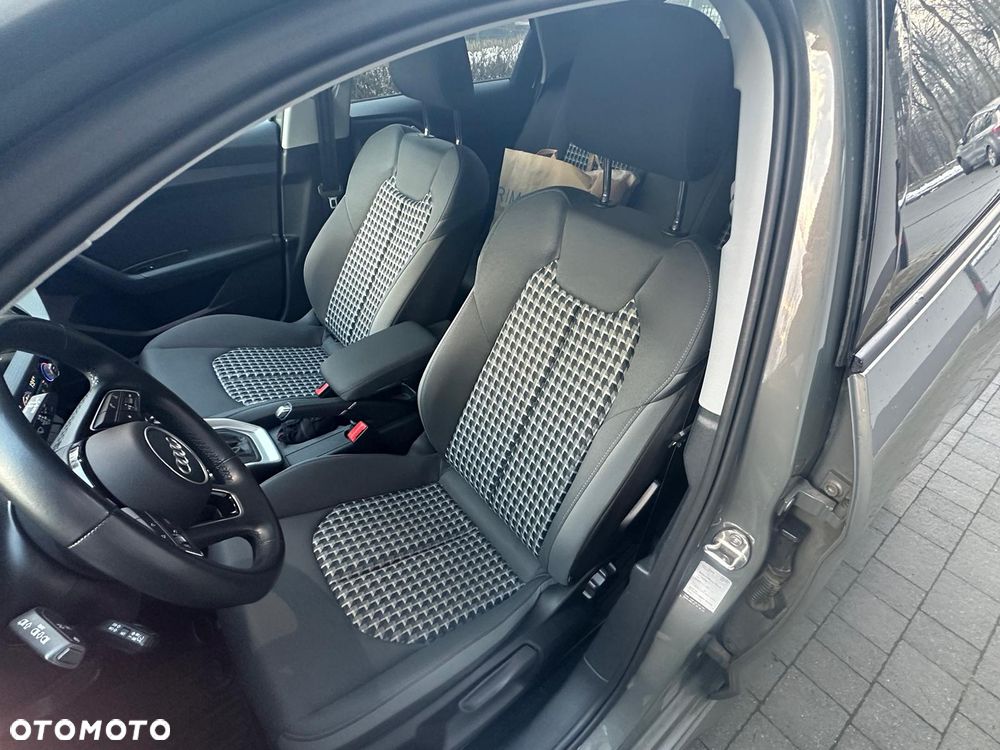 Audi A1 Sportback 35 TFSI S-Line S tronic - 9