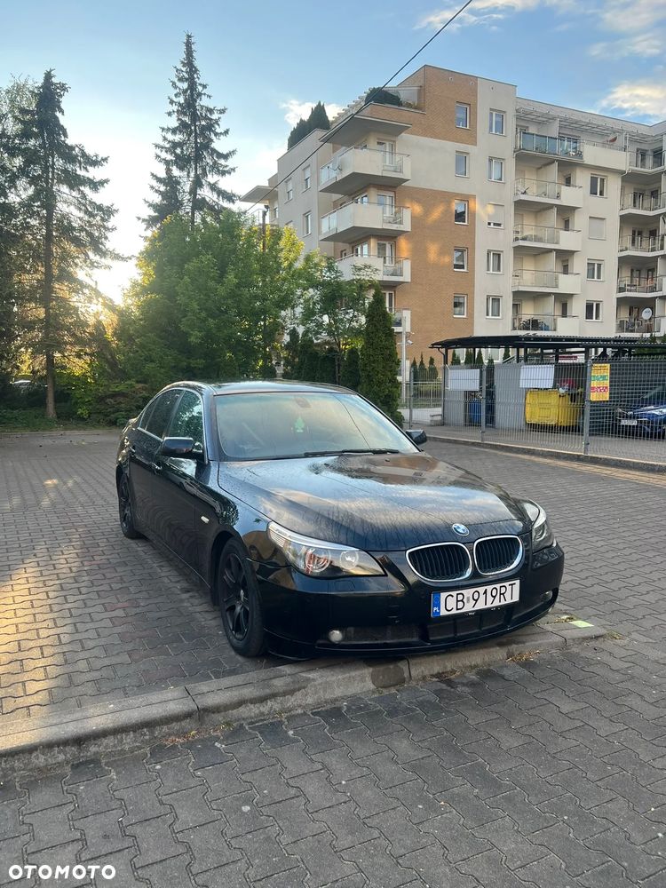 BMW Seria 5 520i - 1