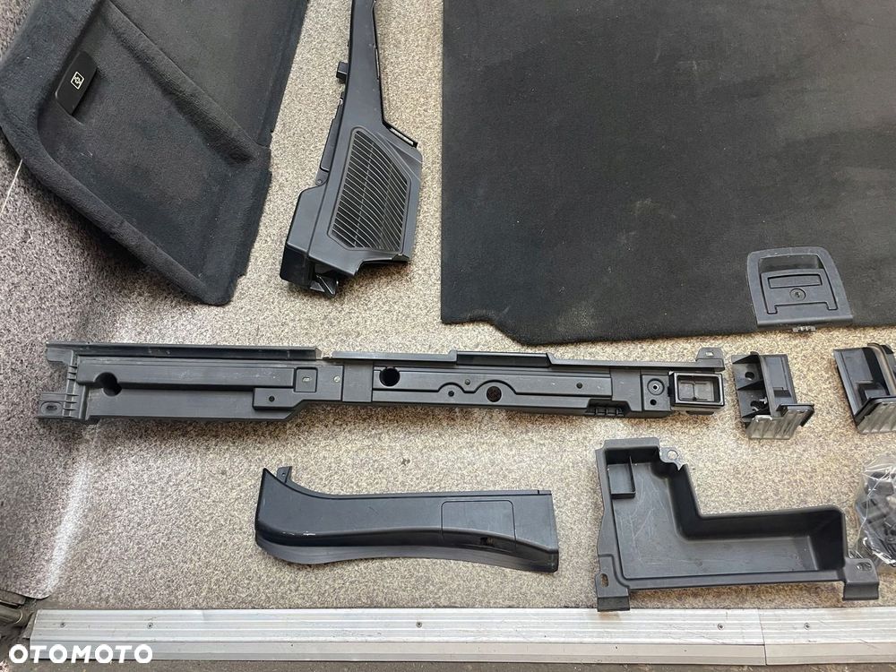 Wnetrze tapicerka boczki podloga bagaznika 5 osob BMW X5 E70 czarne KPL - 9