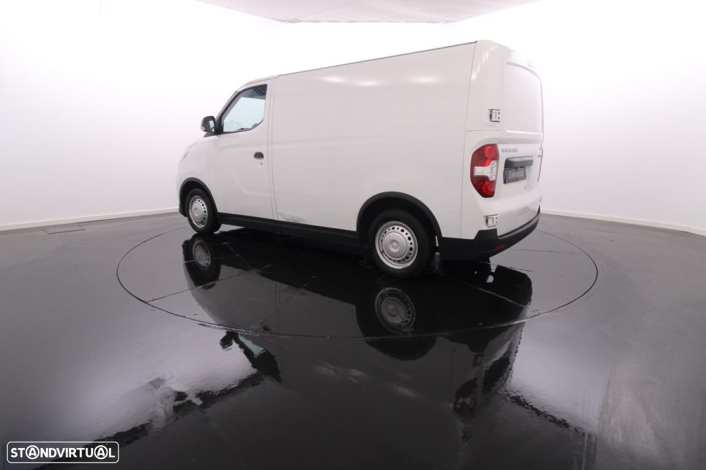 Maxus e-deliver-3 Cargo VAN SWB Bat. 50,23 kWh - 4