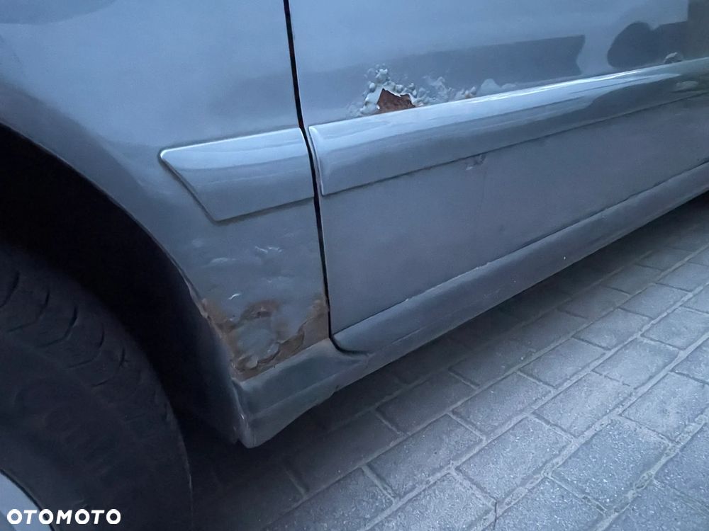 Audi A4 Limousine 1.8 - 12