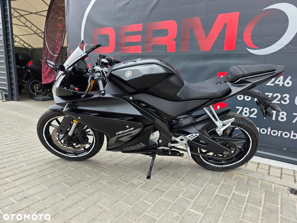 Yamaha YZF - 6