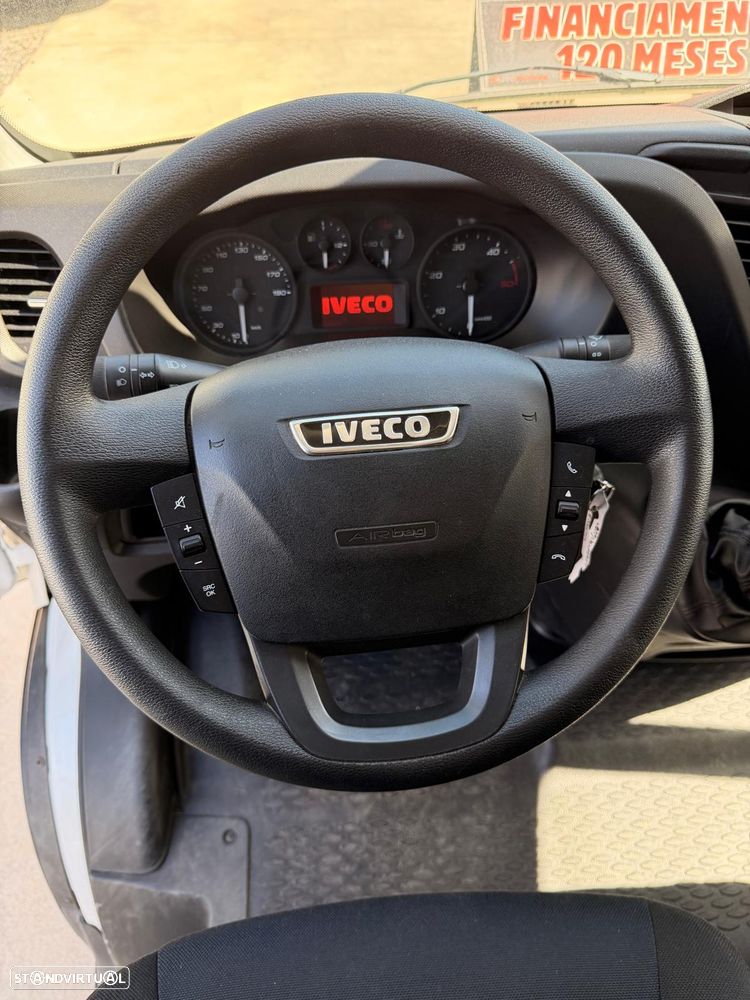 Iveco Daily 35-160 c/Plataforma Elevatória - 12