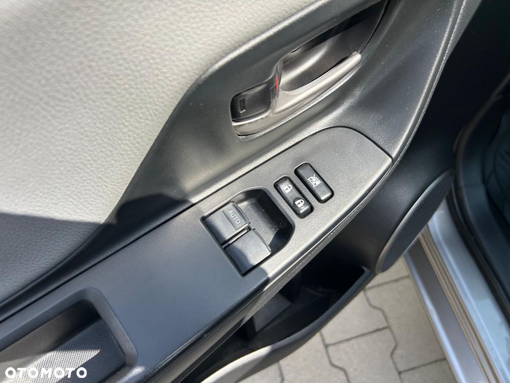 Toyota Yaris 1.33 Trend - 32