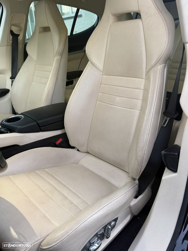 Porsche Panamera S e-Hybrid - 13