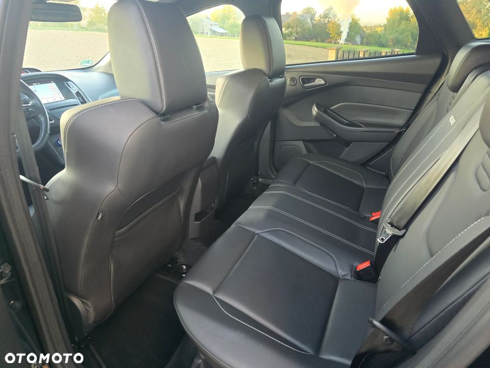 Ford Focus - 28
