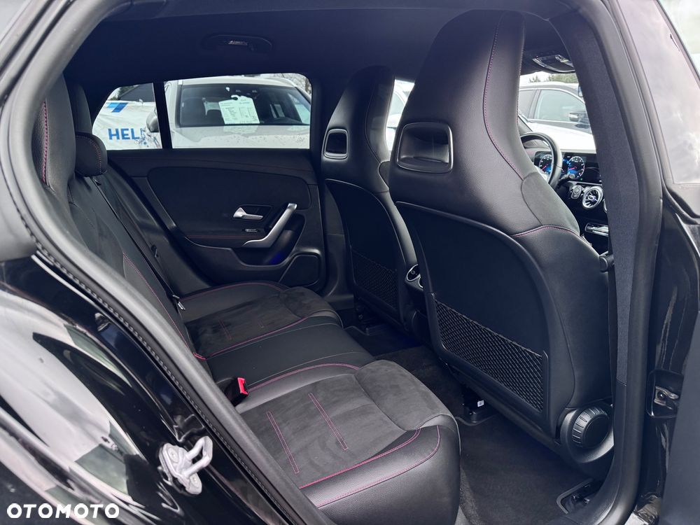 Mercedes-Benz CLA 220 AMG Line 7G-DCT - 26