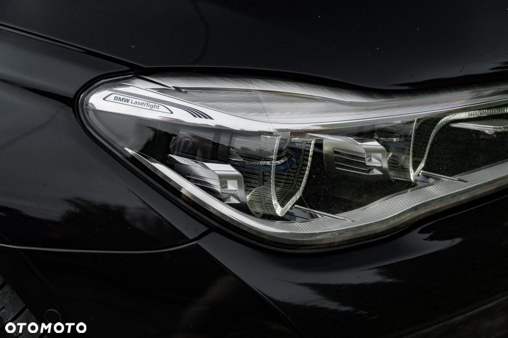 BMW Seria 7 730d xDrive - 39