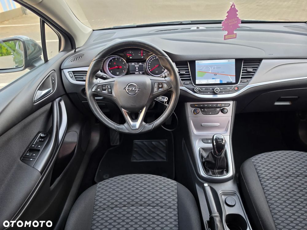 Opel Astra 1.4 Turbo Innovation - 10