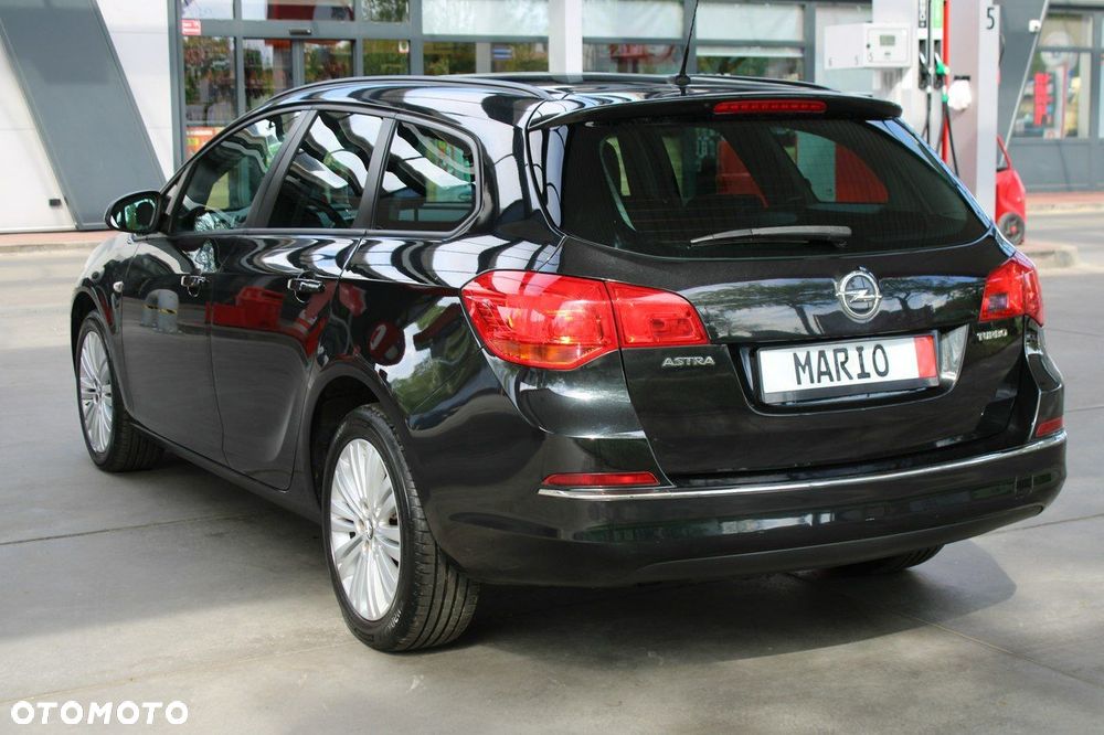 Opel Astra 1.4 Turbo Cosmo - 21