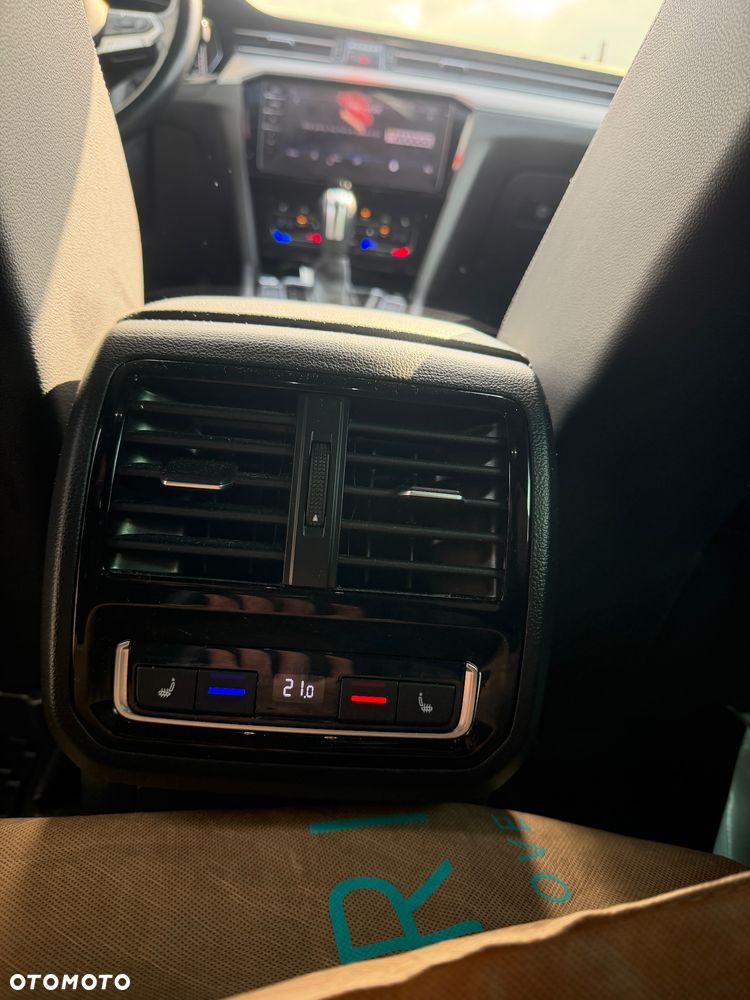 Volkswagen Passat 2.0 TDI BMT SCR 4Mot Highline DSG7 - 8