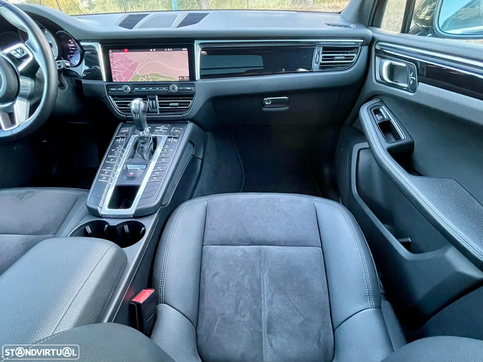 Porsche Macan S - 16