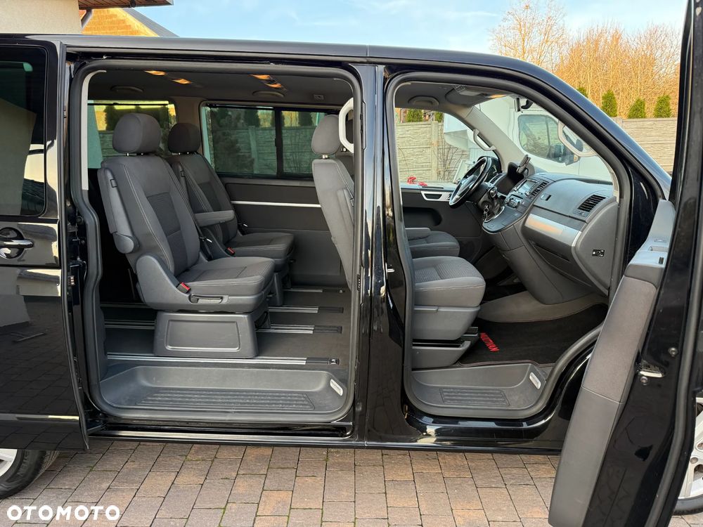 Volkswagen Multivan - 8