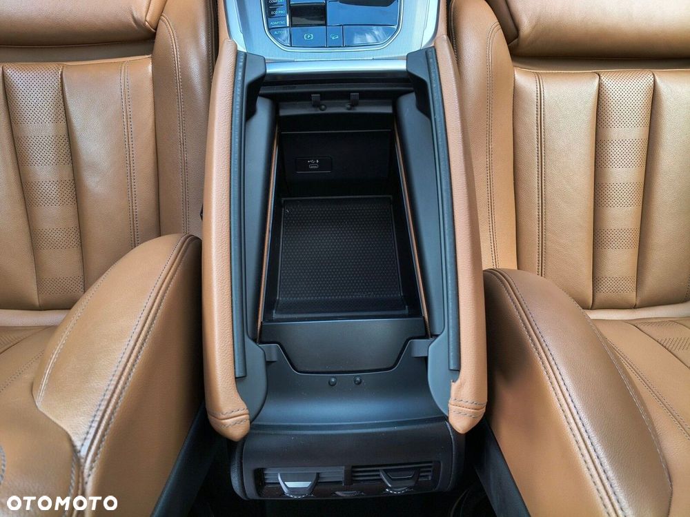 BMW X5 xDrive40i - 24