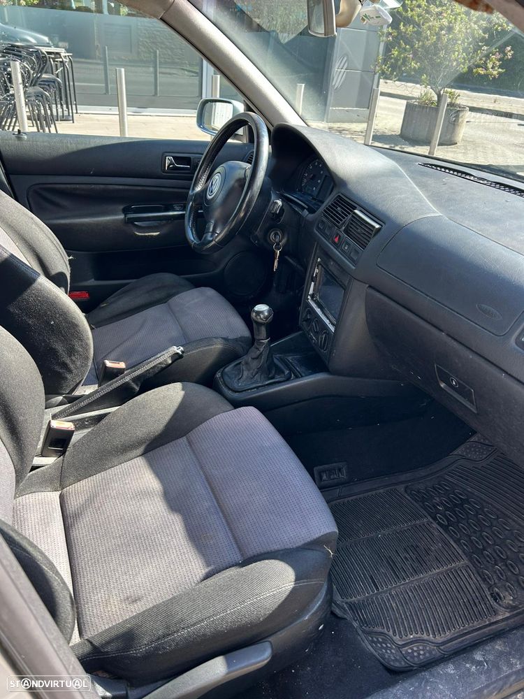 VW Golf 1.4i Confort - 5