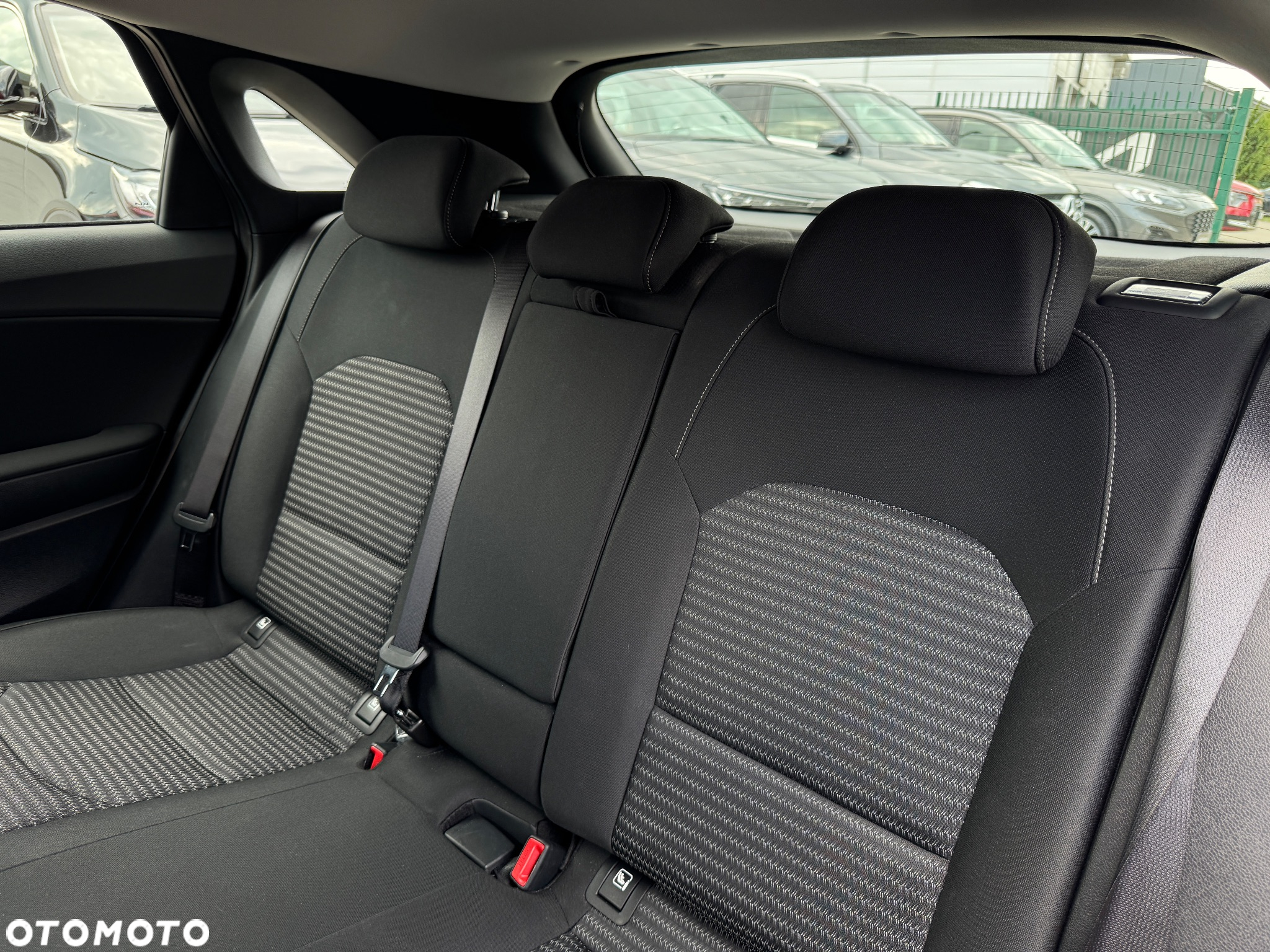 Kia Ceed 1.5 T-GDI M - 13