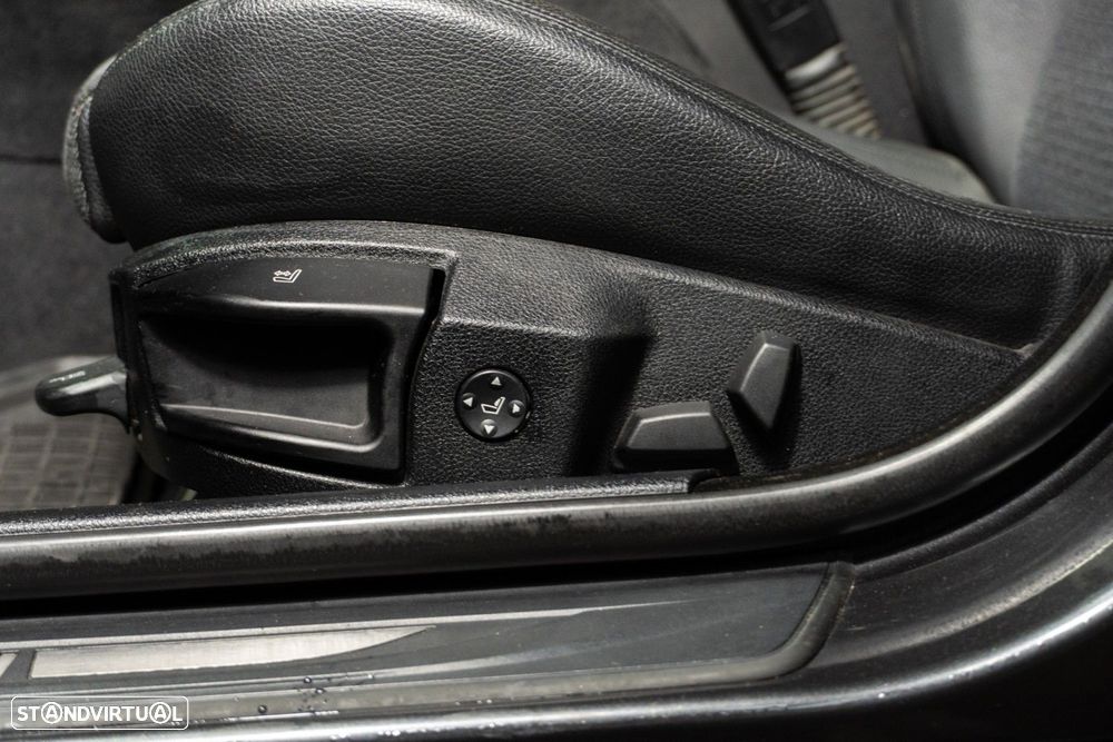 BMW 520 d Line Luxury - 31