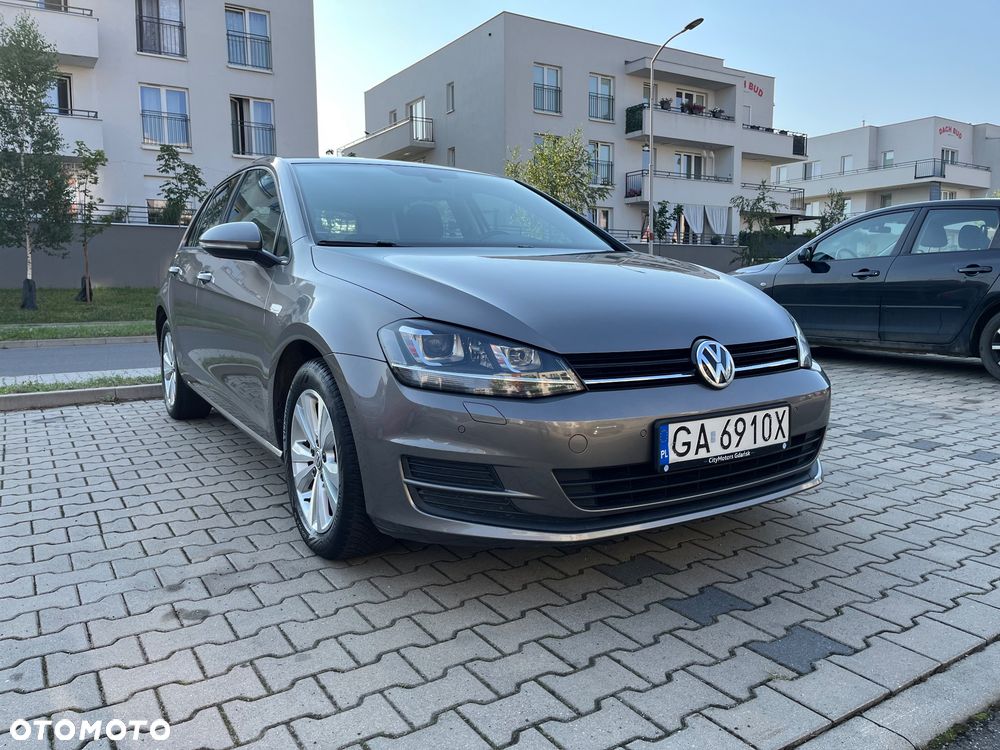 Volkswagen Golf 1.4 TSI BMT Highline - 23