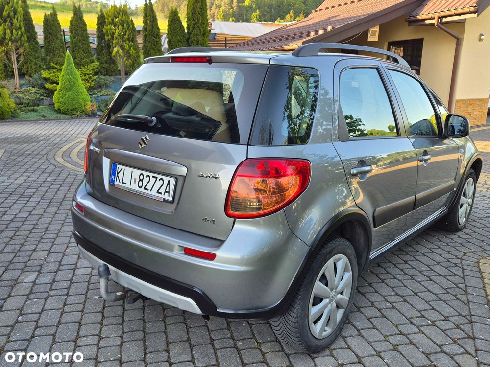 Suzuki SX4 - 4