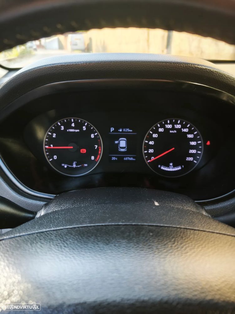 Hyundai i20 Active 1.0 T-GDi Style 7DCT - 11