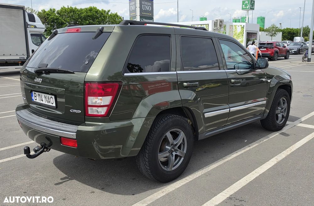 Jeep Grand Cherokee - 9