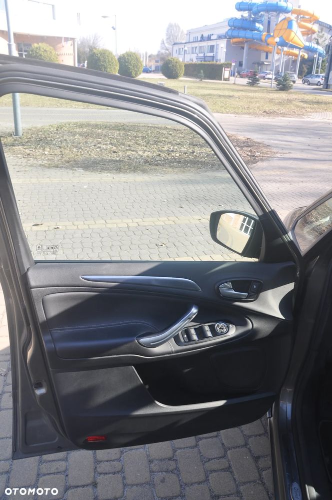 Ford Galaxy 2.0 TDCi Platinium X (Titanium) MPS6 - 18