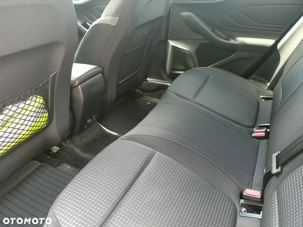 Ford Focus - 11