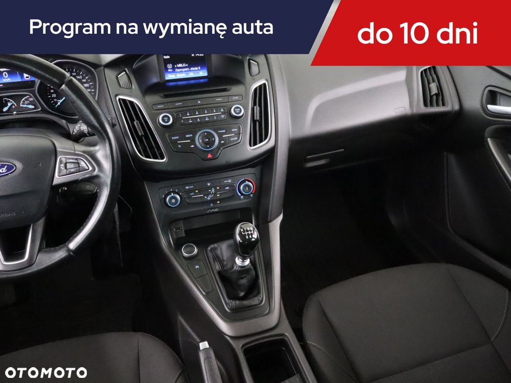 Ford Focus - 10