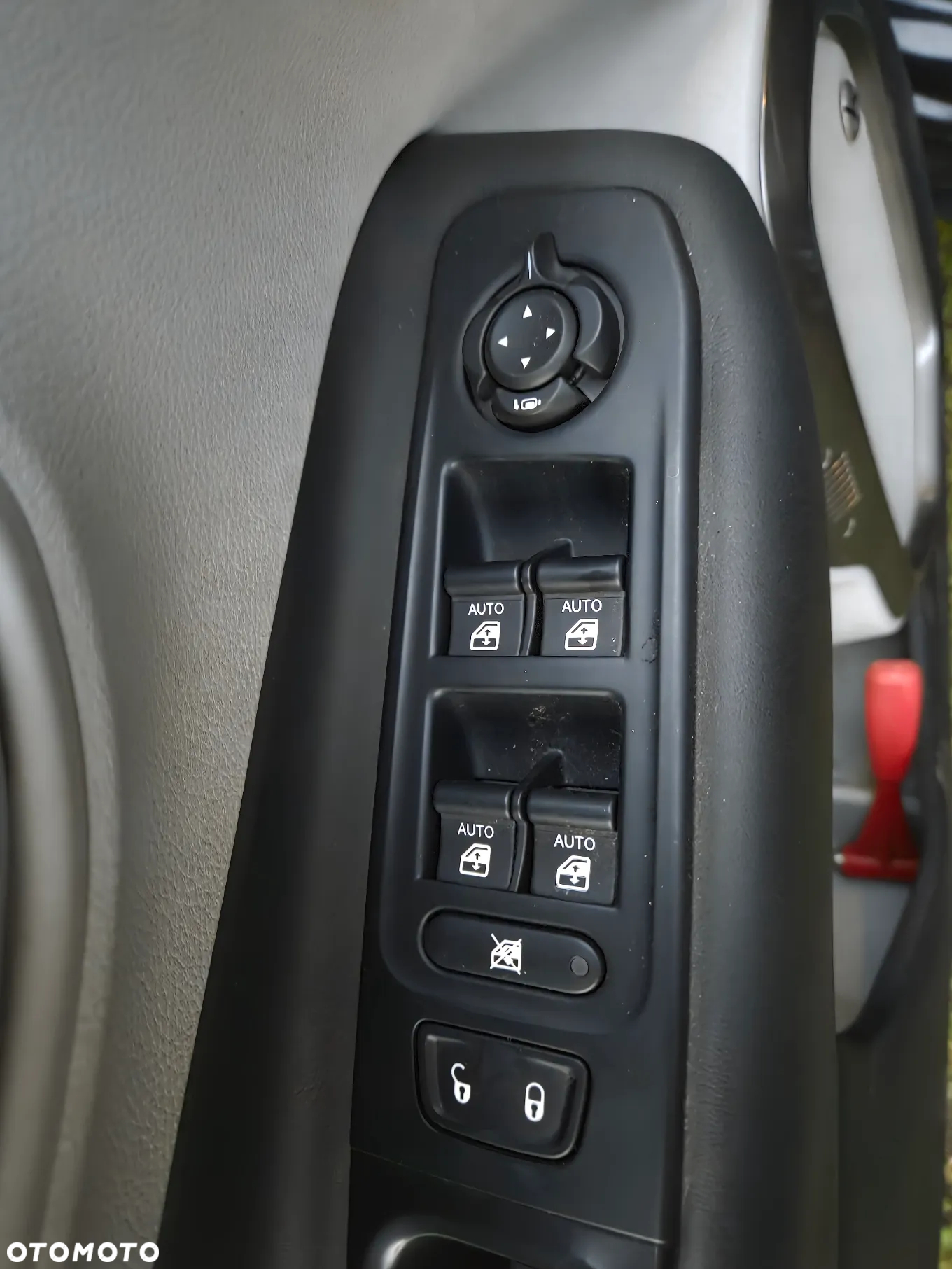 Jeep Renegade 1.0 GSE T3 Turbo Limited FWD S&S - 12