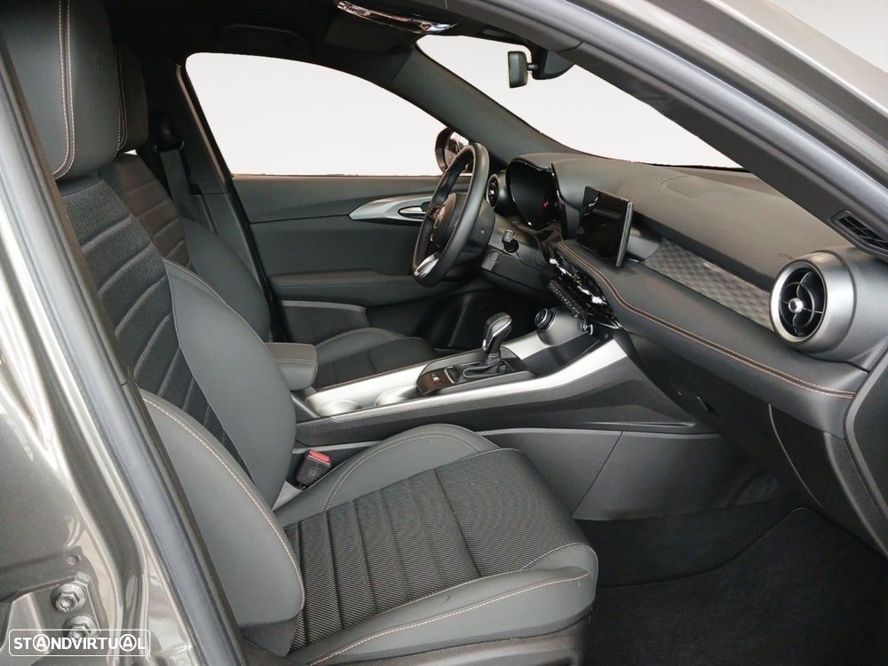 Alfa Romeo Tonale 1.5 Hybrid Ti - 15