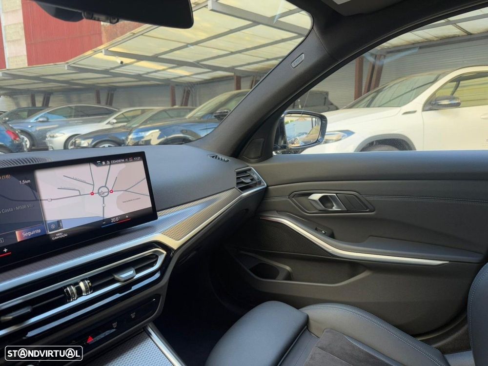 BMW 330 e Pack M Auto - 41