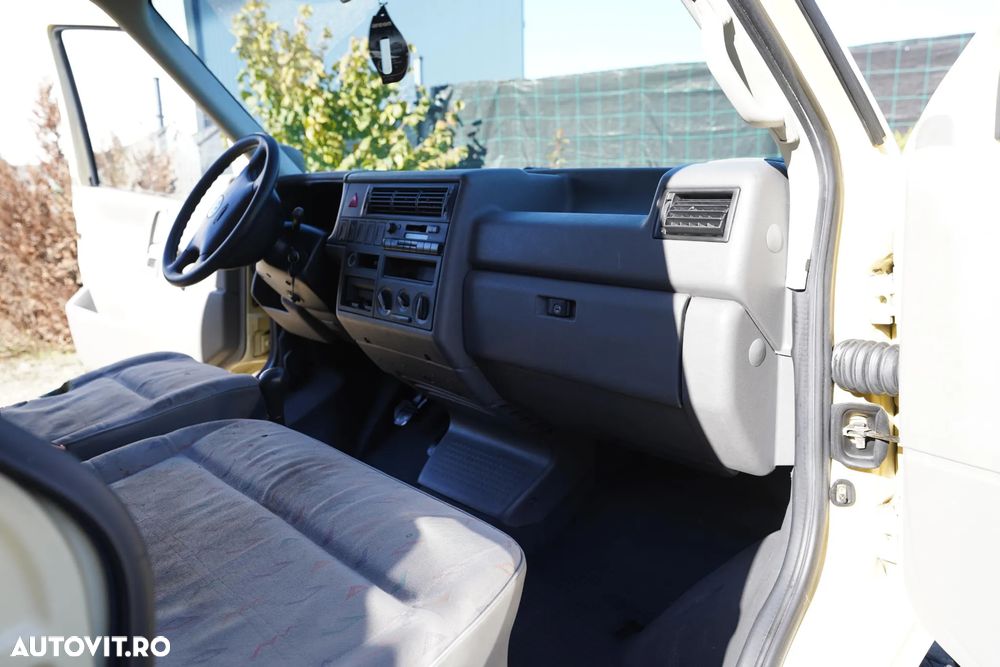Volkswagen Transporter - 20