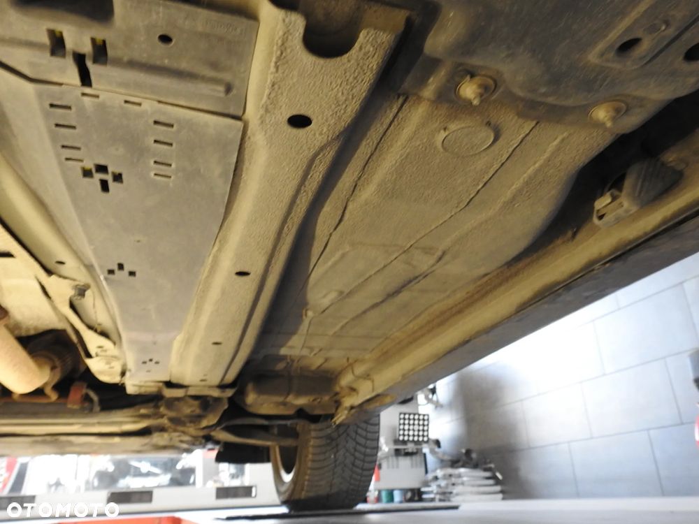 Volvo XC 60 D4 Drive-E R-Design Momentum - 33