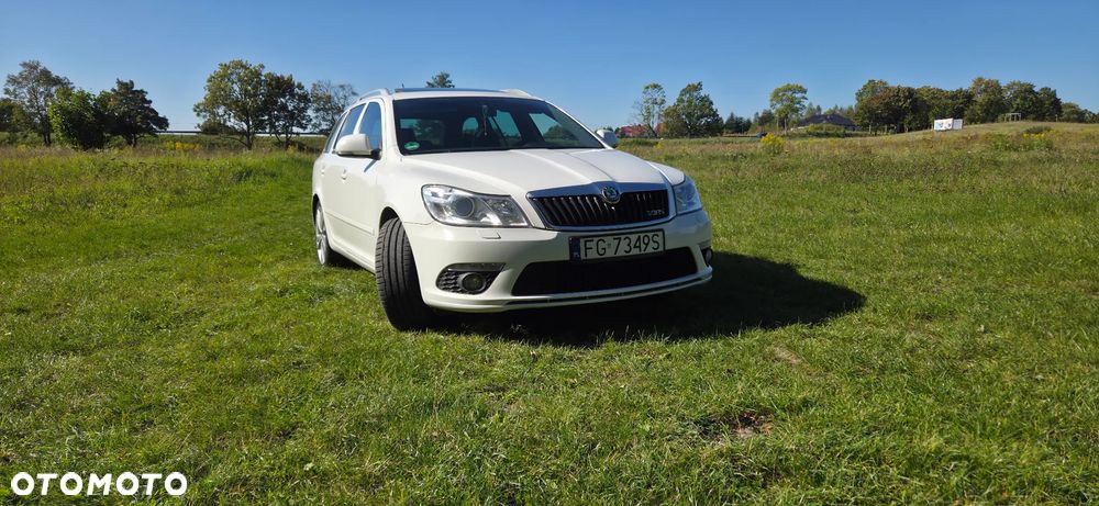 Skoda Octavia 2.0 TDI DPF RS DSG - 10