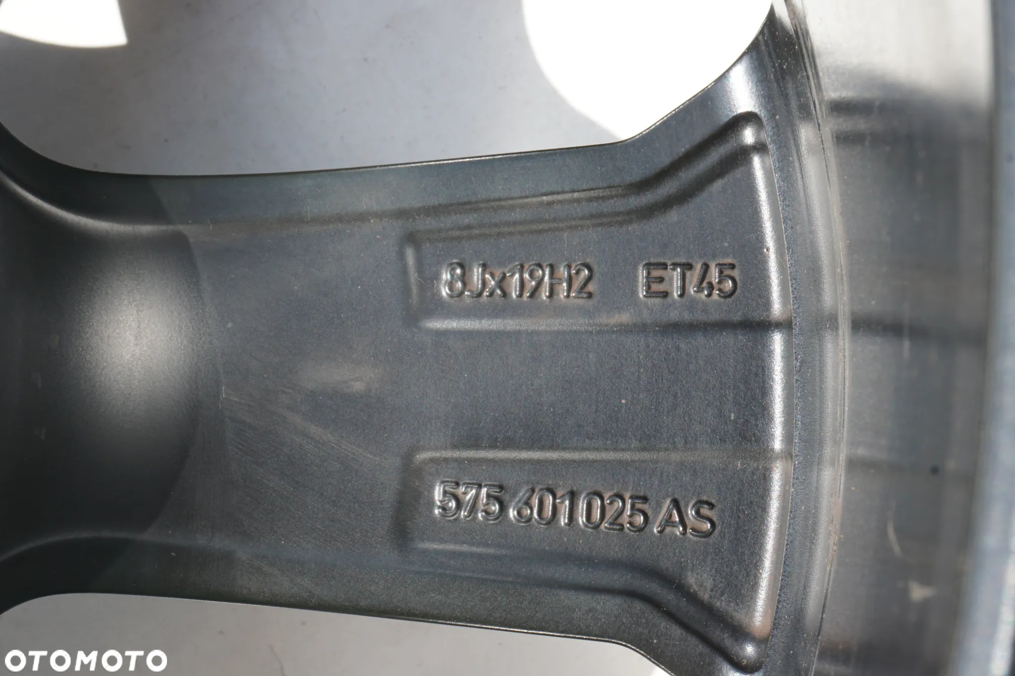 Seat 5x112 19 8J et45 575601025AS - 6