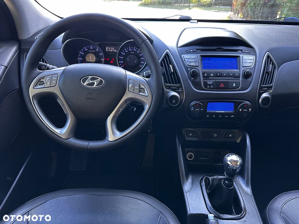 Hyundai ix35 1.6 2WD Fifa World Cup Edition - 33