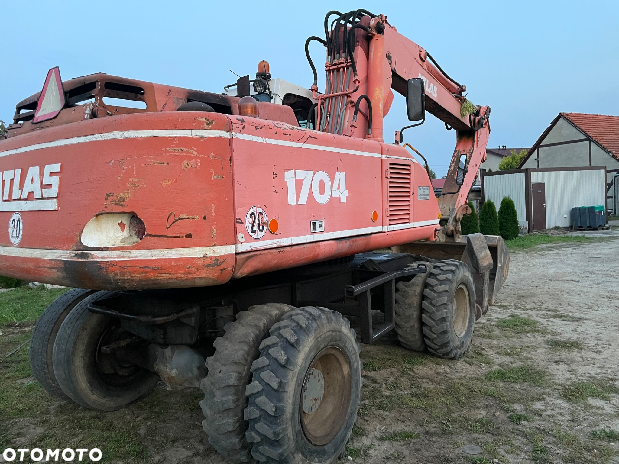 Atlas 1704 - 5