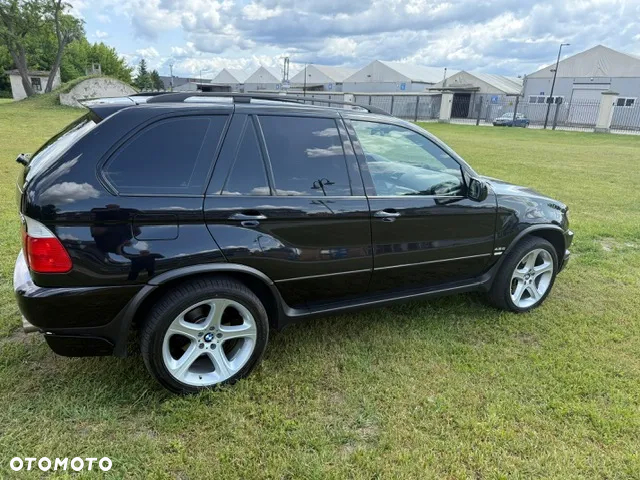 BMW X5 4.6is - 3