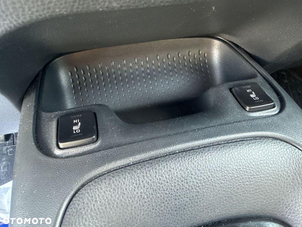 Toyota Corolla 1.8 Hybrid Comfort - 23