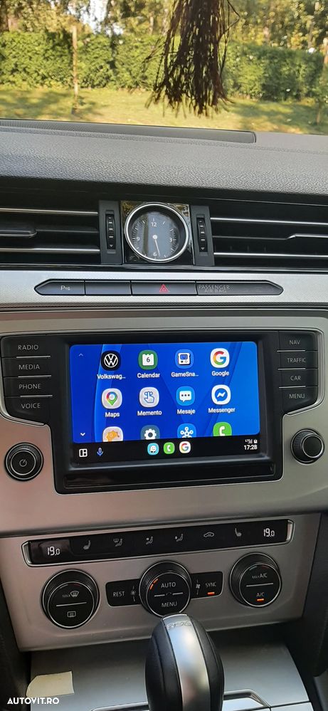 Volkswagen Passat - 31