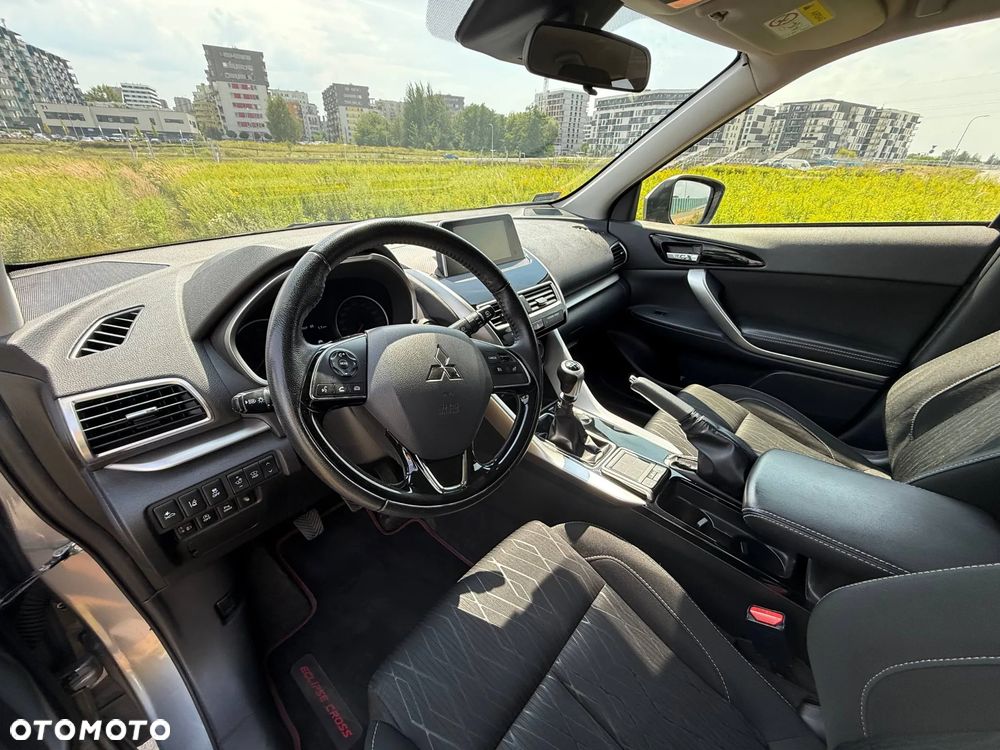 Mitsubishi Eclipse Cross 1.5 T Intense - 5