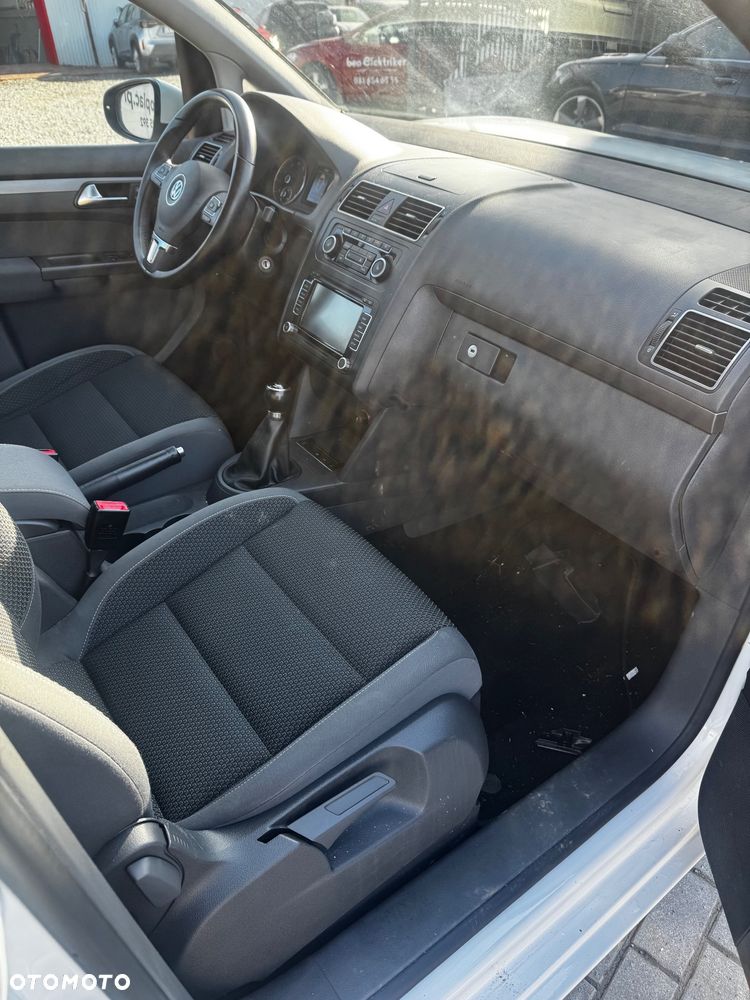 Volkswagen Touran - 6