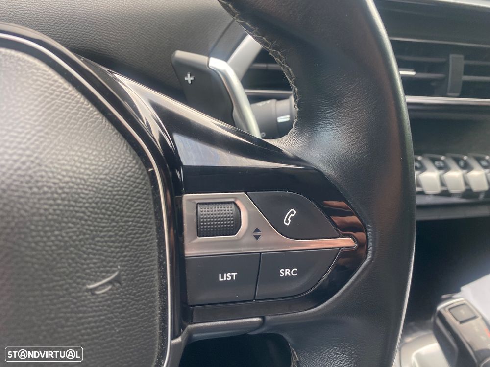 Peugeot 5008 1.5 BlueHDi Allure Pack EAT8 - 33