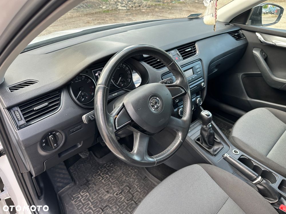 Skoda Octavia 1.2 TSI Active - 17