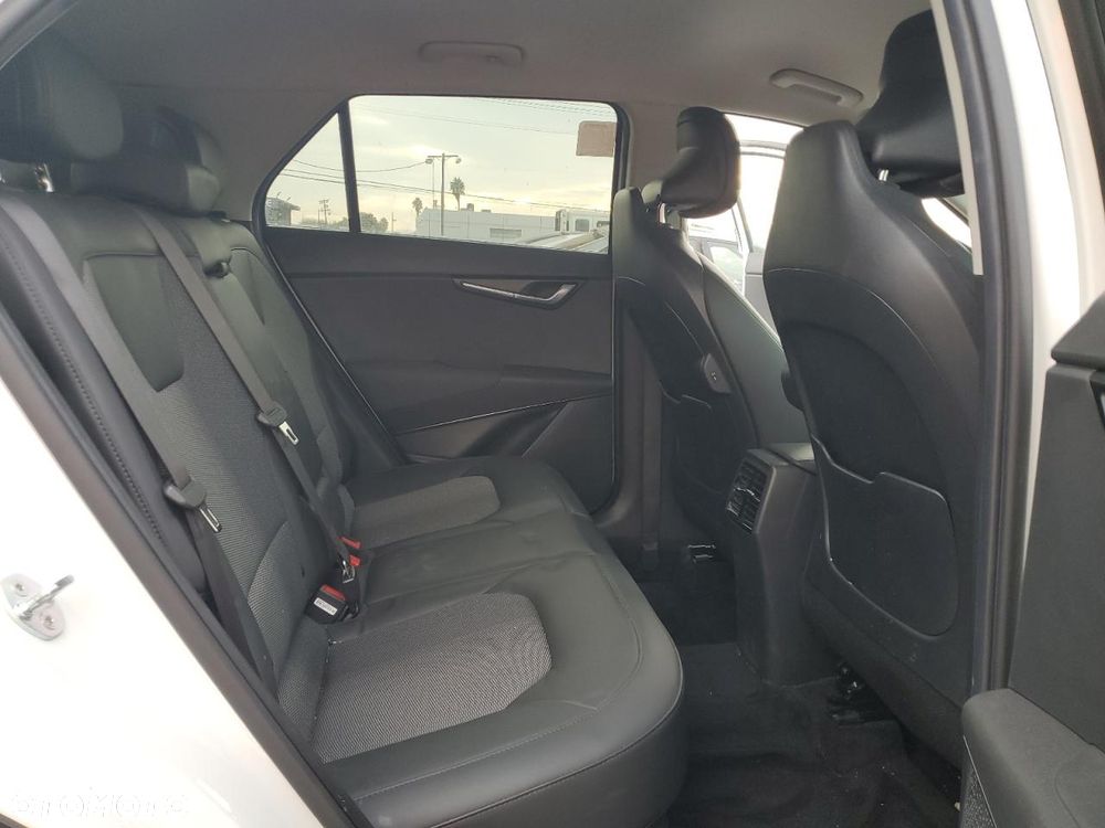 Kia Niro - 11